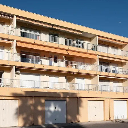 Location T2 Avec Piscine, Proche Plage, Tennis, Et Garage Ferme - - Fr-1-803-51 * Le Lavandou